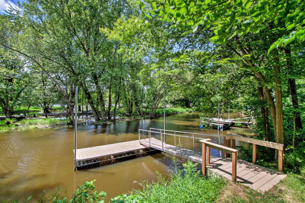 Riversong Waterfront La Crosse Home With Dock Екстер'єр фото