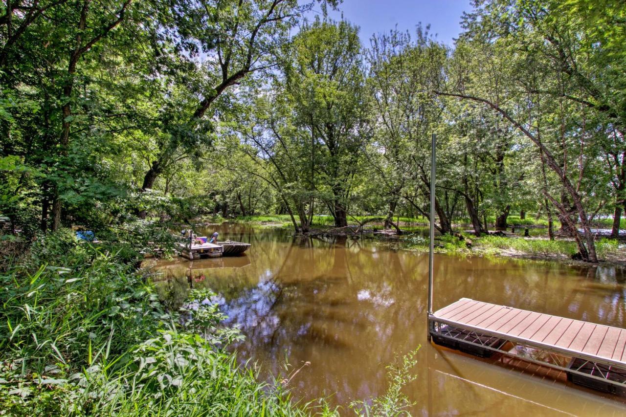 Riversong Waterfront La Crosse Home With Dock Екстер'єр фото