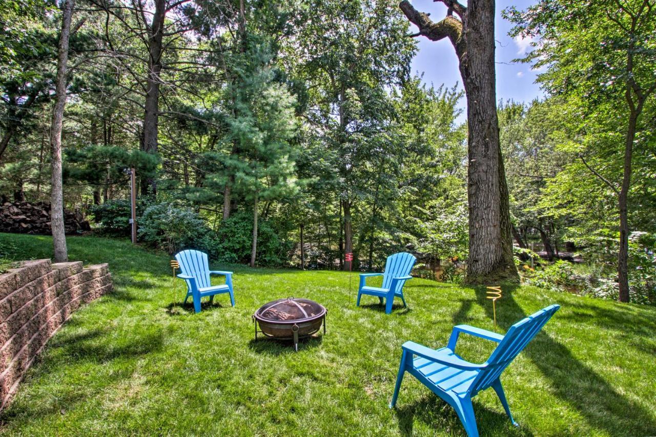 Riversong Waterfront La Crosse Home With Dock Екстер'єр фото